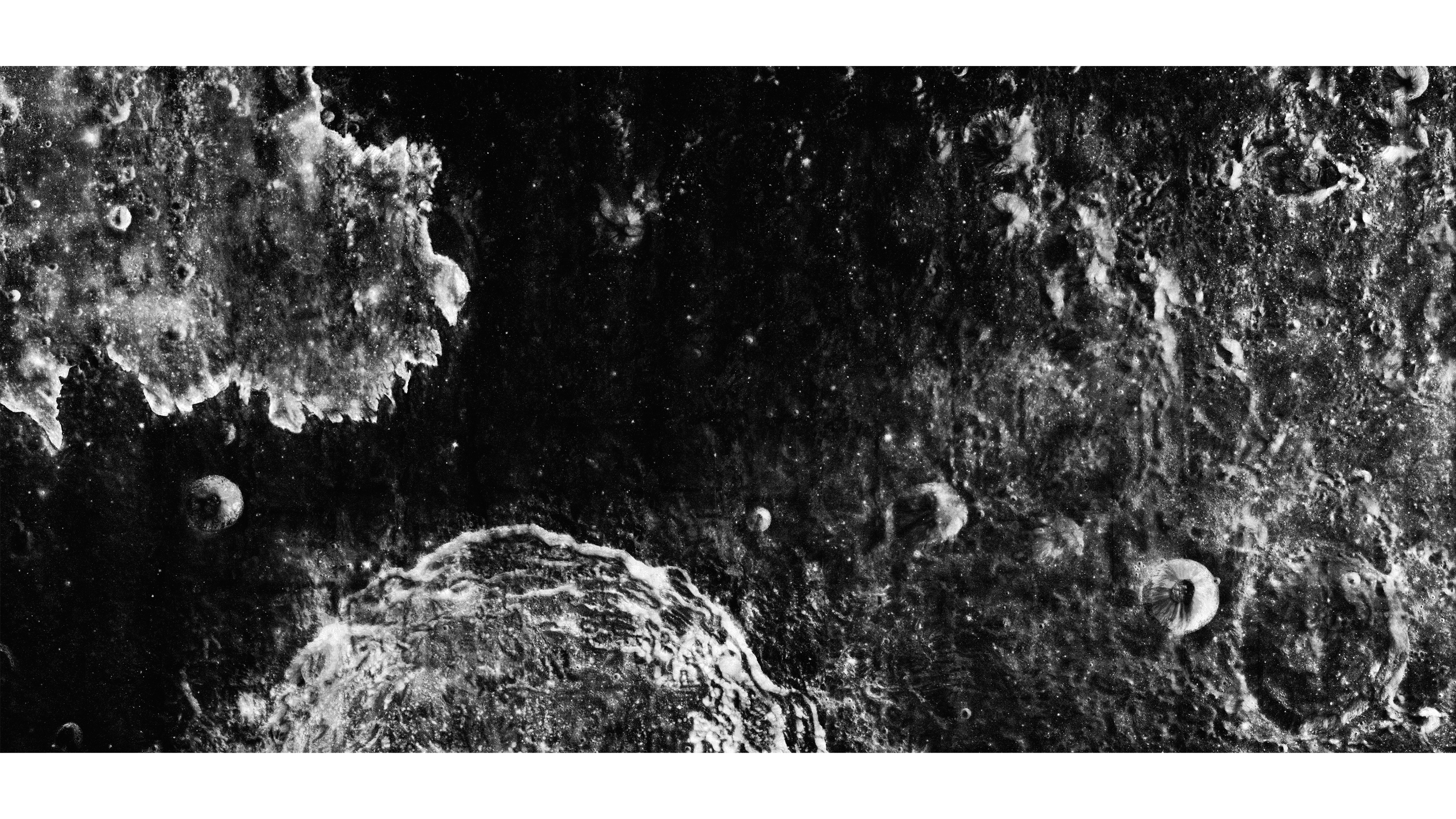 Andrew Zuckerman - Moon - 5